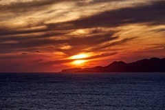 潮岬・鯨山見の夕日2