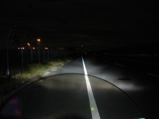 CRUIZE HID ロービーム